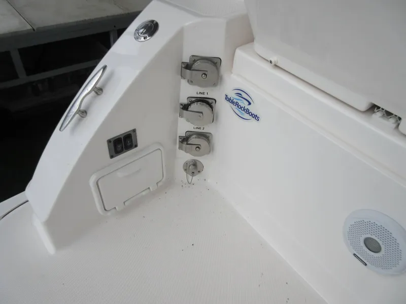 Slide: The Image of Regal 32 Express 2015 - 12