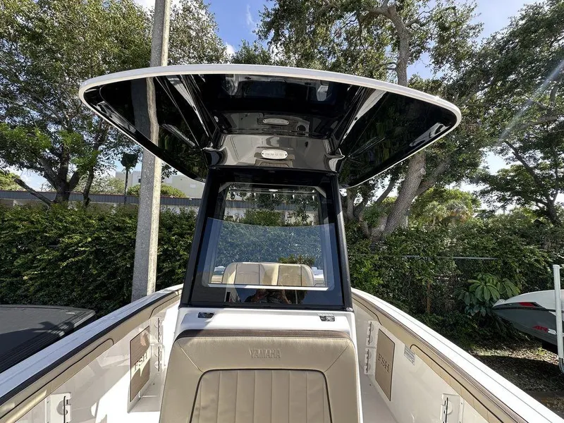 Slide: The Image of Yamaha 255 FSH Sport E 2025 - 9