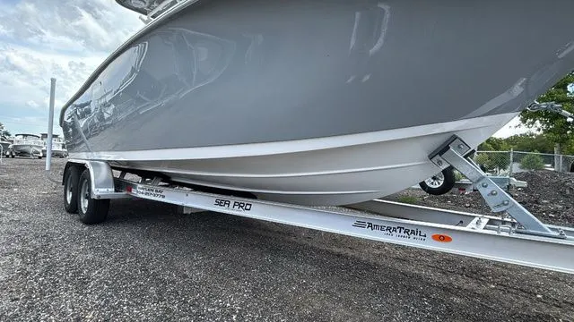 Slide: The Image of Sea Pro 245FLX Sandbar 2025 - 6