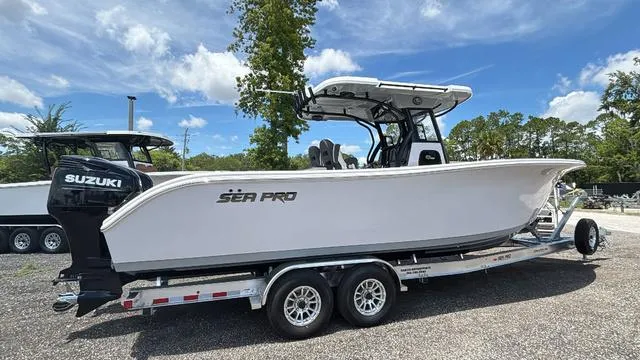 Slide: The Image of Sea Pro 292 CC 2025 - 1