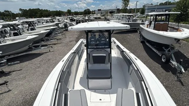 Slide: The Image of Sea Pro 292 CC 2025 - 4