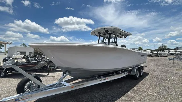 Slide: The Image of Sea Pro 292 CC 2025 - 41