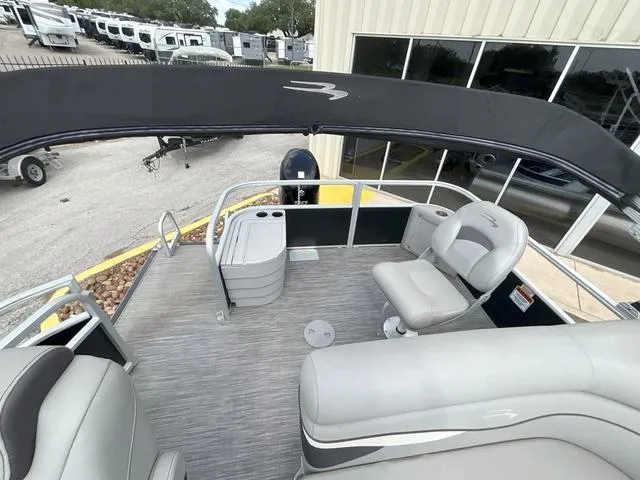 Slide: The Image of Bennington 20SF 2021 - 6