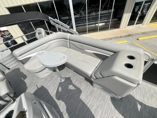 Slide: The Image of Bennington 20SF 2021 - 9