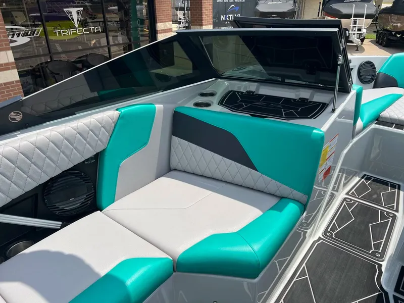 Slide: The Image of Tigé Z5 2023 - 13