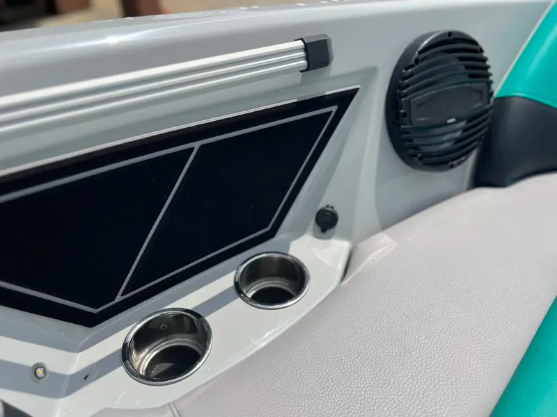 Slide: The Image of Tigé Z5 2023 - 16