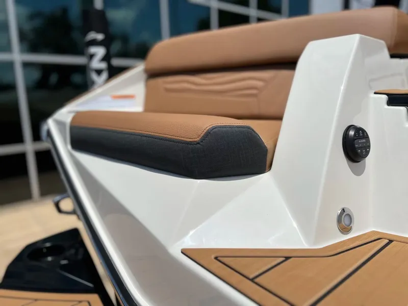 Slide: The Image of Nautique G23 2026 - 12