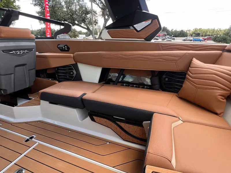 Slide: The Image of Nautique G23 2026 - 20