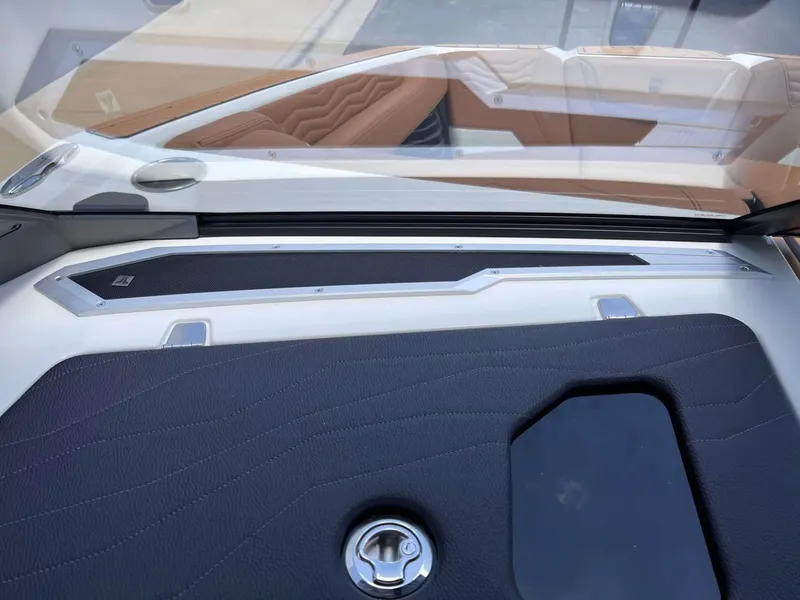 Slide: The Image of Nautique G23 2026 - 33