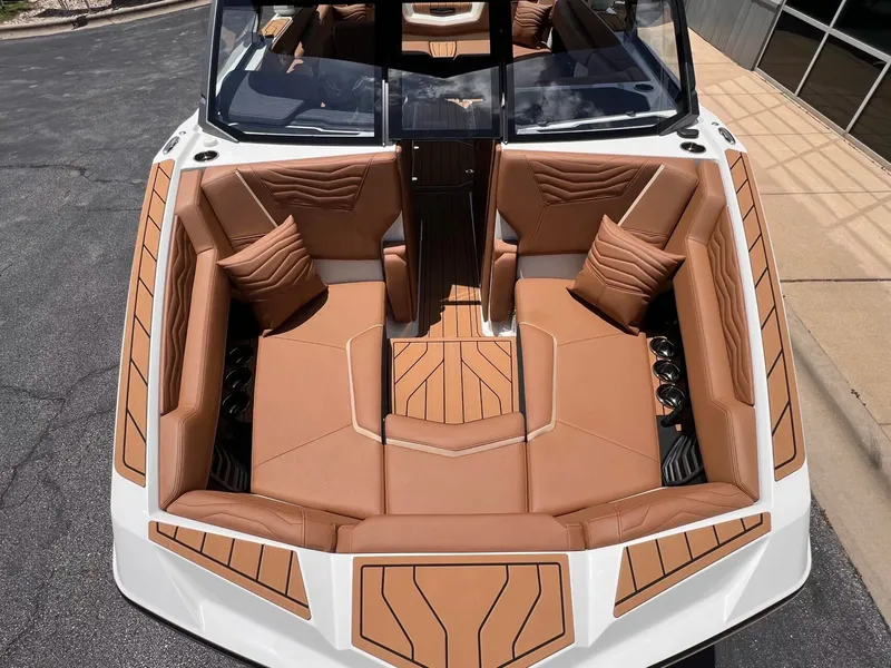 Slide: The Image of Nautique G23 2026 - 36