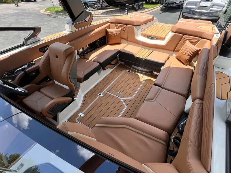 Slide: The Image of Nautique G23 2026 - 38