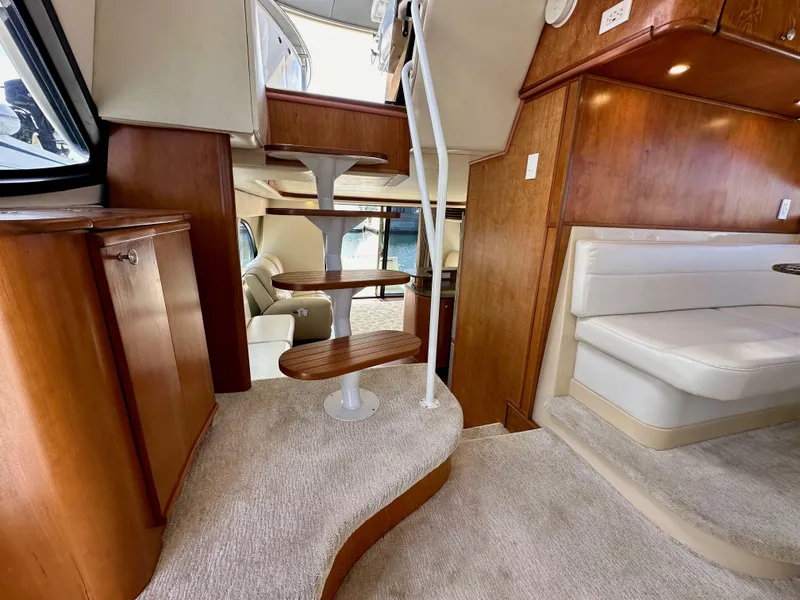 Slide: The Image of Meridian 580 Pilothouse 2004 - 136