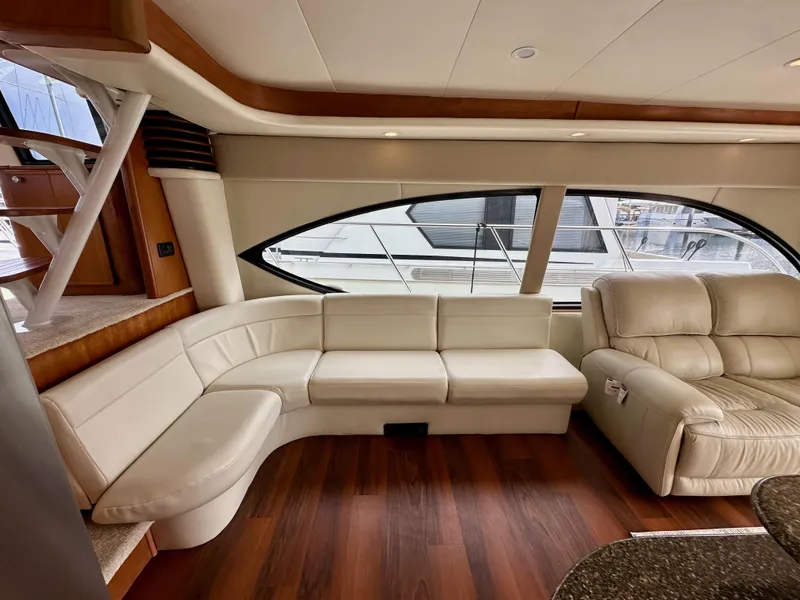 Slide: The Image of Meridian 580 Pilothouse 2004 - 59