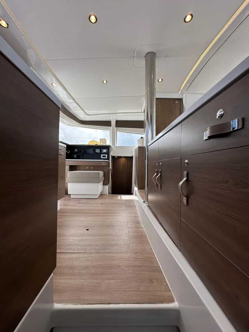 Slide: The Image of Bali 4.2 2023 - 77