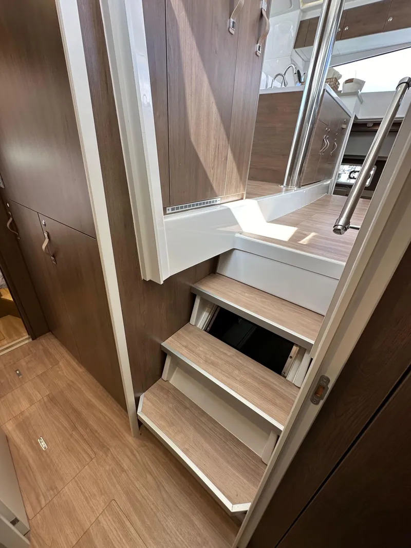 Slide: The Image of Bali 4.2 2023 - 96