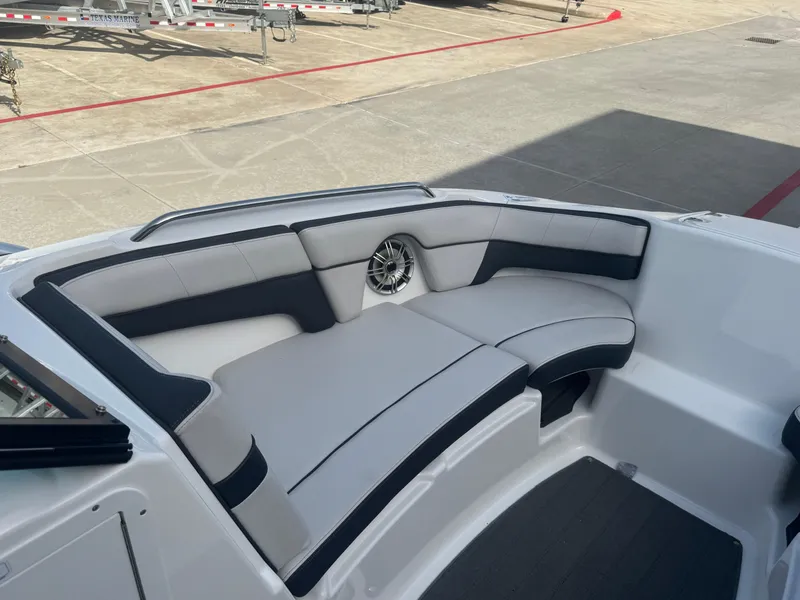 Slide: The Image of Yamaha 212X 2014 - 13