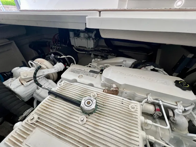 Slide: The Image of Sea Ray 410 Sundancer 2014 - 64