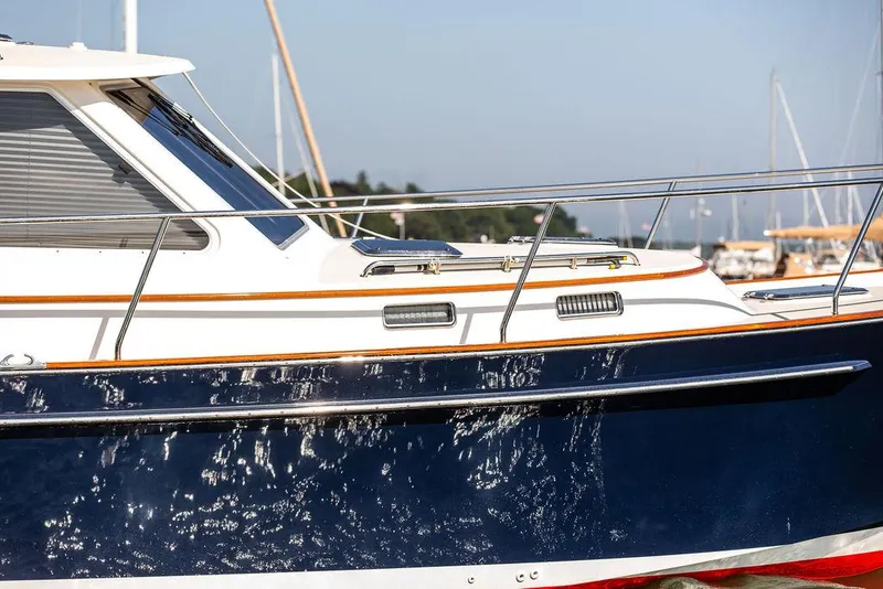 Slide: The Image of Bruckmann Abaco 40 yacht, 2014 model, with sleek design and polished exterior. - 11