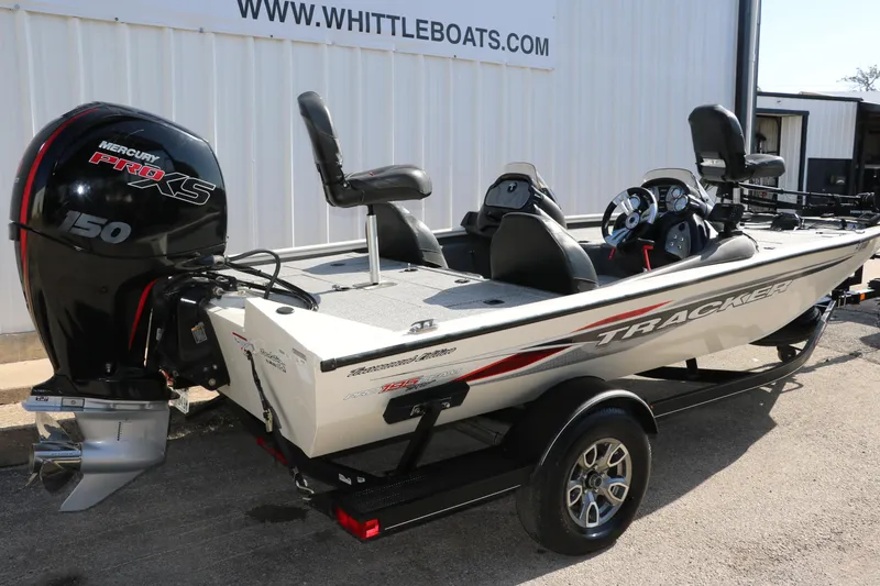 Slide: The Image of 2022 Tracker Pro Team 195 TXW Tournament Edition boat with Mercury 150 engine. - 3
