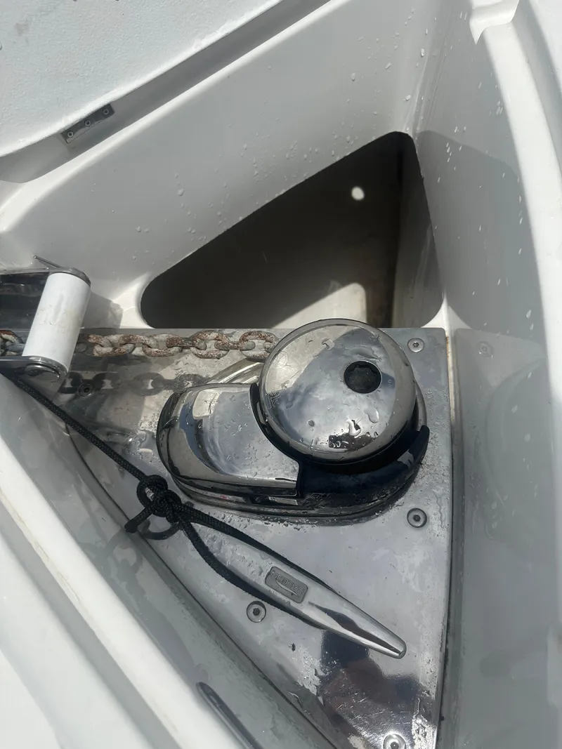 Slide: The Image of Anchor winch on 2016 Galeon 380 Fly yacht, featuring chain and rope. - 23