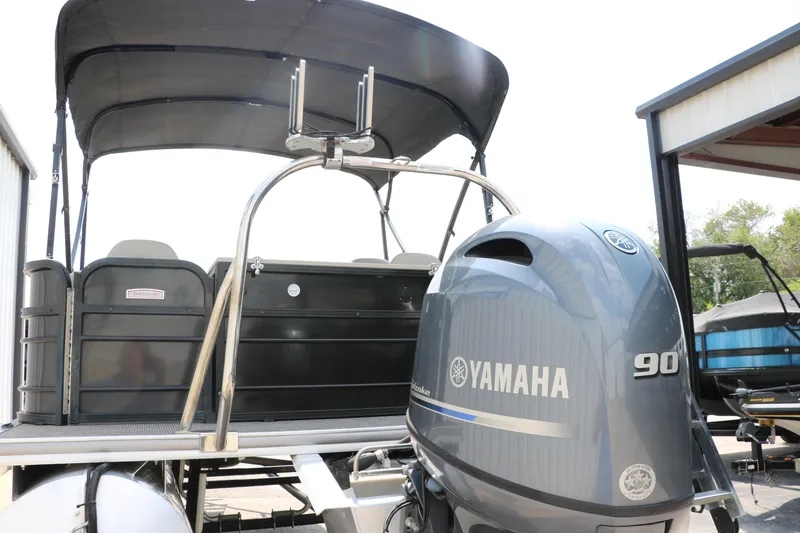 Slide: The Image of 2019 Berkshire 20RFC CTS pontoon boat with Yamaha 90 outboard motor. - 11