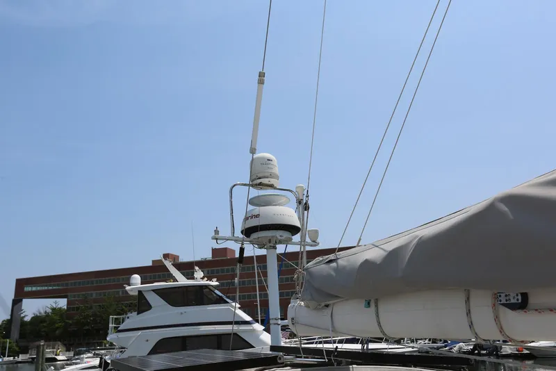 Slide: The Image of Pacific Seacraft 40 2004 - 105