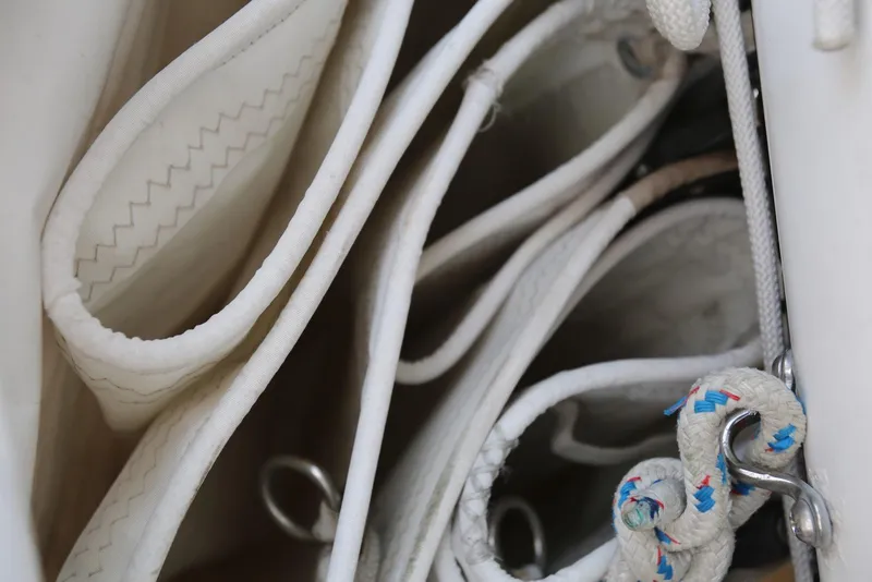 Slide: The Image of Pacific Seacraft 40 2004 - 110