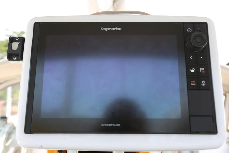 Slide: The Image of Pacific Seacraft 40 2004 - 118