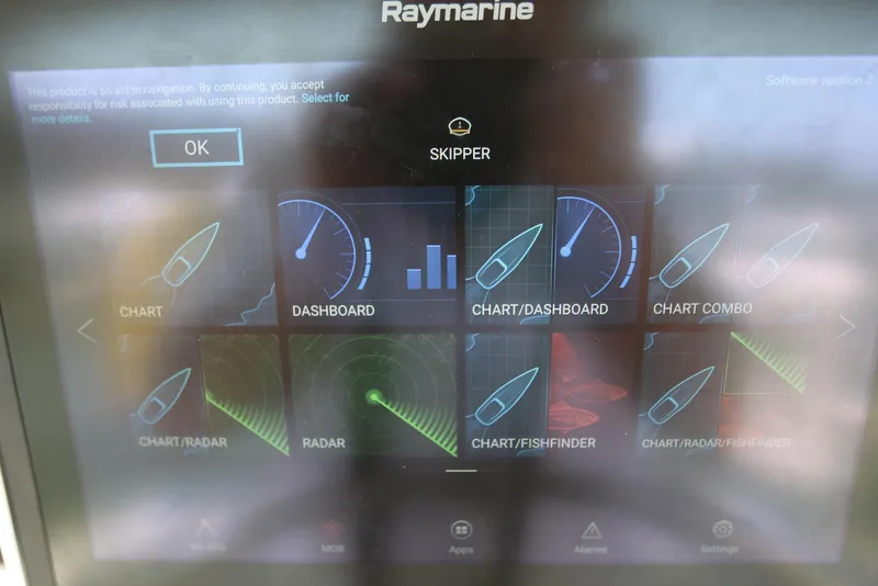 Slide: The Image of Pacific Seacraft 40 2004 - 126