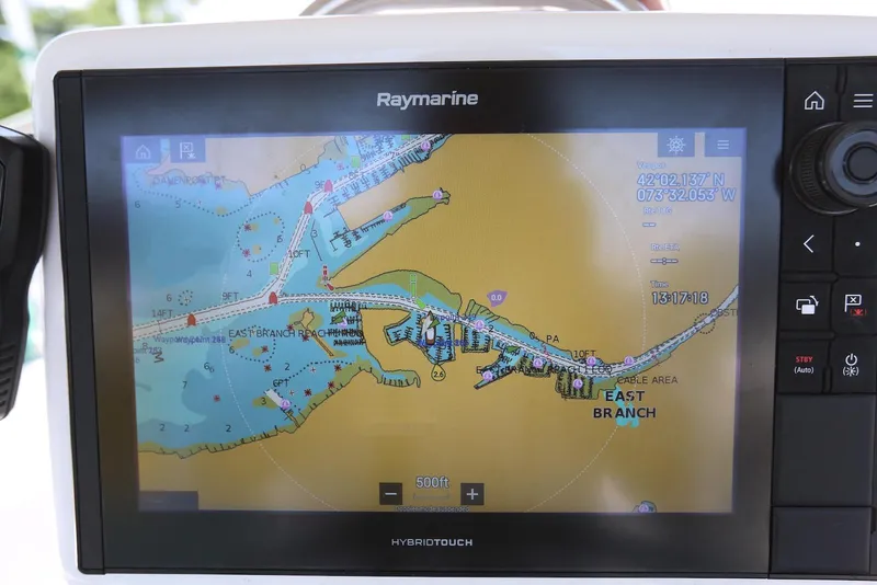 Slide: The Image of Pacific Seacraft 40 2004 - 127