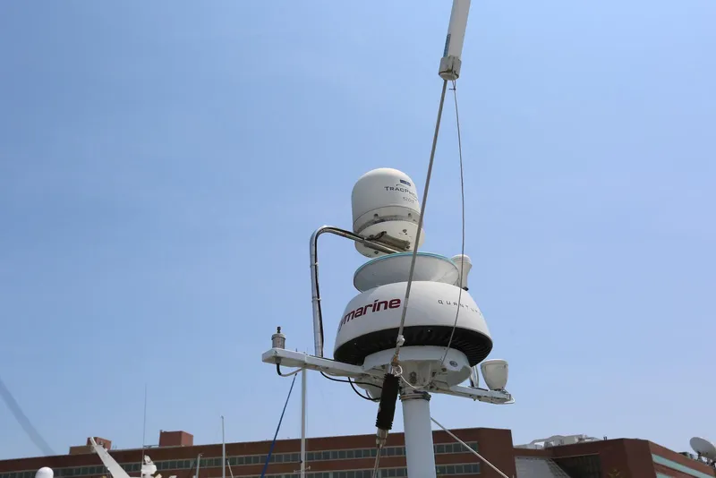 Slide: The Image of Pacific Seacraft 40 2004 - 134