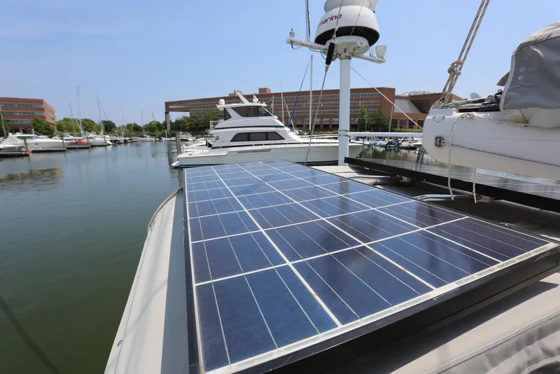 Slide: The Image of Pacific Seacraft 40 2004 - 135