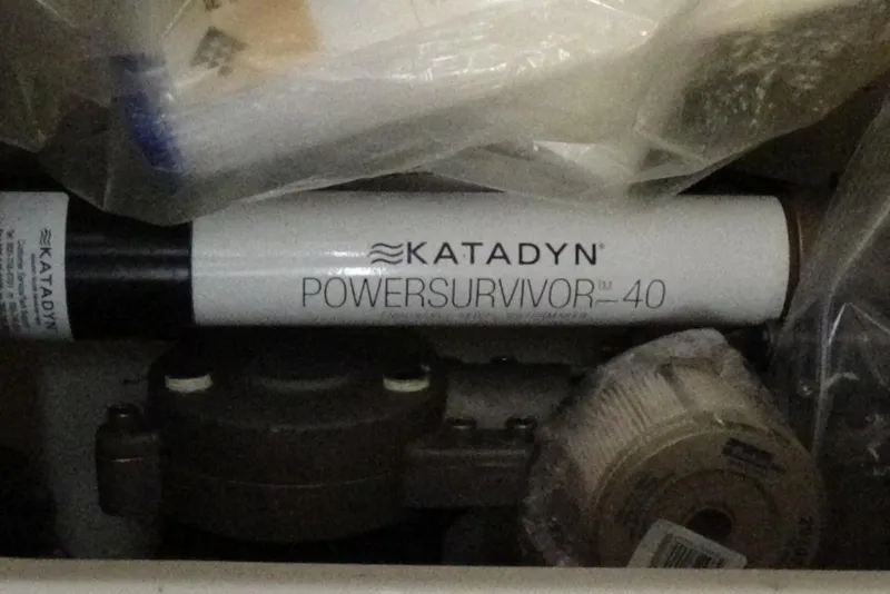 Slide: The Image of Pacific Seacraft 40 2004 - 144