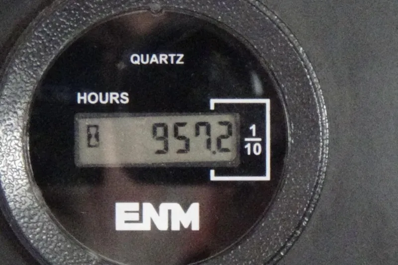 Slide: The Image of Pacific Seacraft 40 2004 - 145