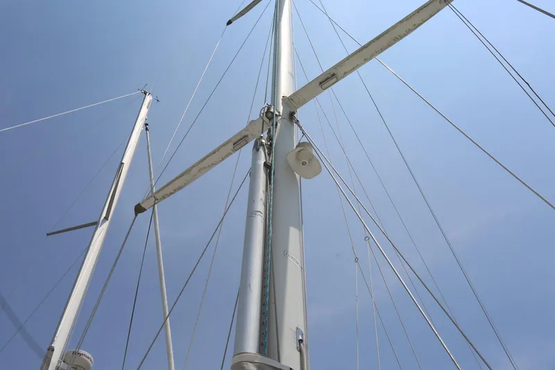 Slide: The Image of Pacific Seacraft 40 2004 - 88