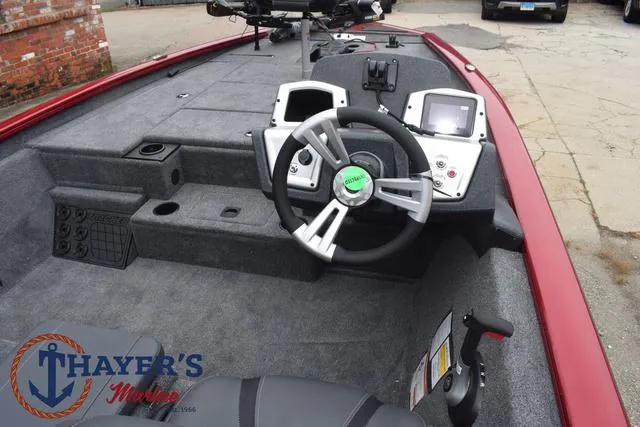 Slide: The Image of Tracker Pro Team 195 Tournament Edition 2025 - 36