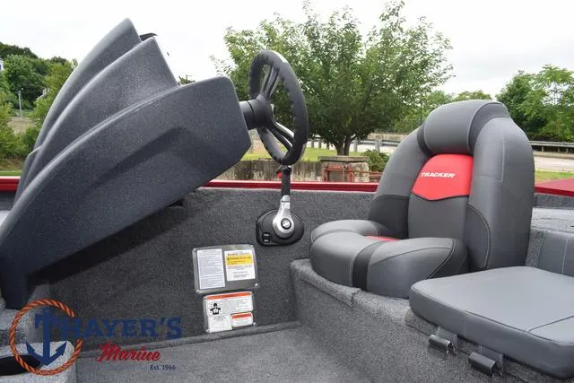 Slide: The Image of Tracker Pro Team 195 Tournament Edition 2025 - 39