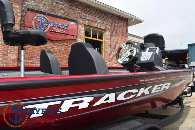 Slide: The Image of Tracker Pro Team 195 Tournament Edition 2025 - 52