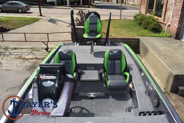 Slide: The Image of Phoenix Bass Boats 921 Elite 2023 - 22