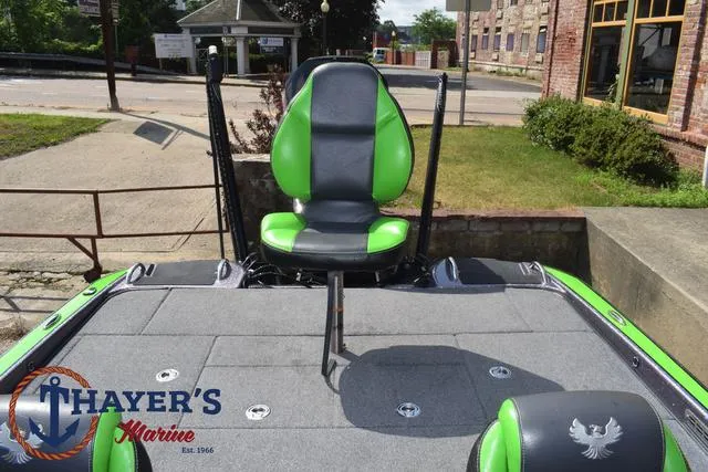 Slide: The Image of Phoenix Bass Boats 921 Elite 2023 - 36