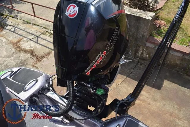 Slide: The Image of Phoenix Bass Boats 921 Elite 2023 - 42