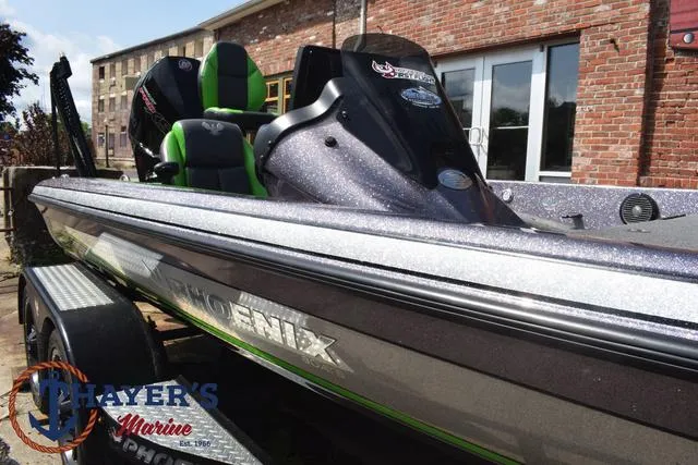Slide: The Image of Phoenix Bass Boats 921 Elite 2023 - 51