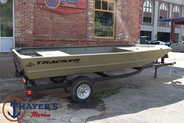 Slide: The Image of Tracker Grizzly 1648 Utility 2026 - 3