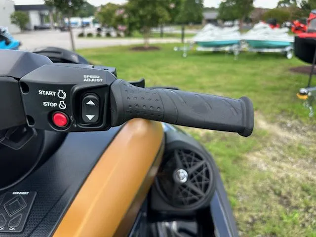 Slide: The Image of Yamaha FX CRUISER HO W/ SOUND 2025 - 11