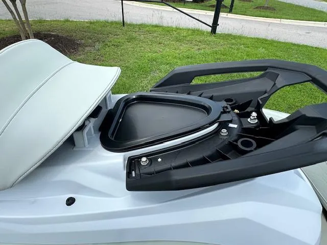 Slide: The Image of Yamaha VX Cruiser HO 2025 - 13