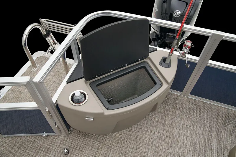 Slide: The Image of Ranger Reata 200F 2024 - 50