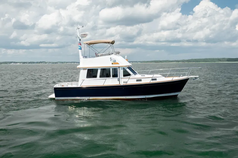 Slide: The Image of Sabre 36 Flybridge 2002 - 12