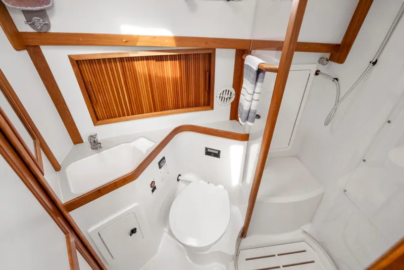 Slide: The Image of Sabre 36 Flybridge 2002 - 29