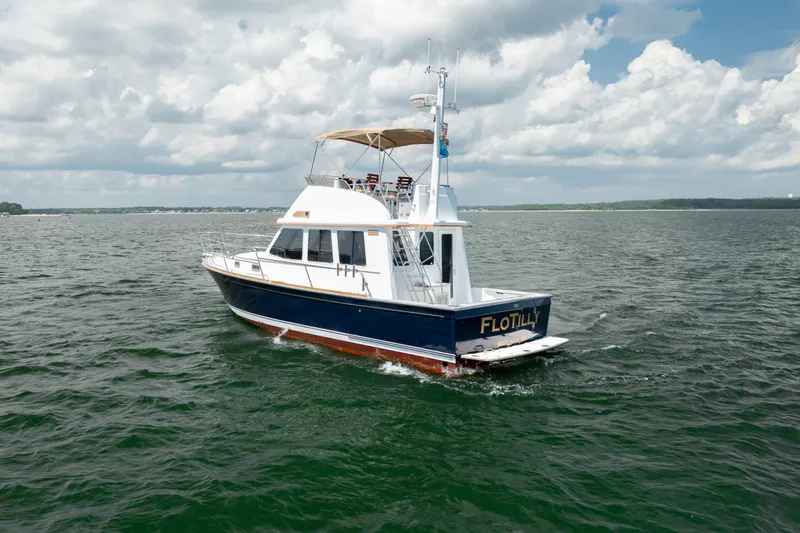 Slide: The Image of Sabre 36 Flybridge 2002 - 8