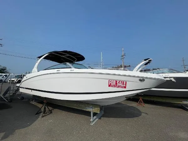 Slide: The Image of Four Winns HD8 OB LAST ONE 2025 - 1